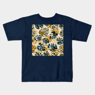 Ivory Monstera Leaves Kids T-Shirt